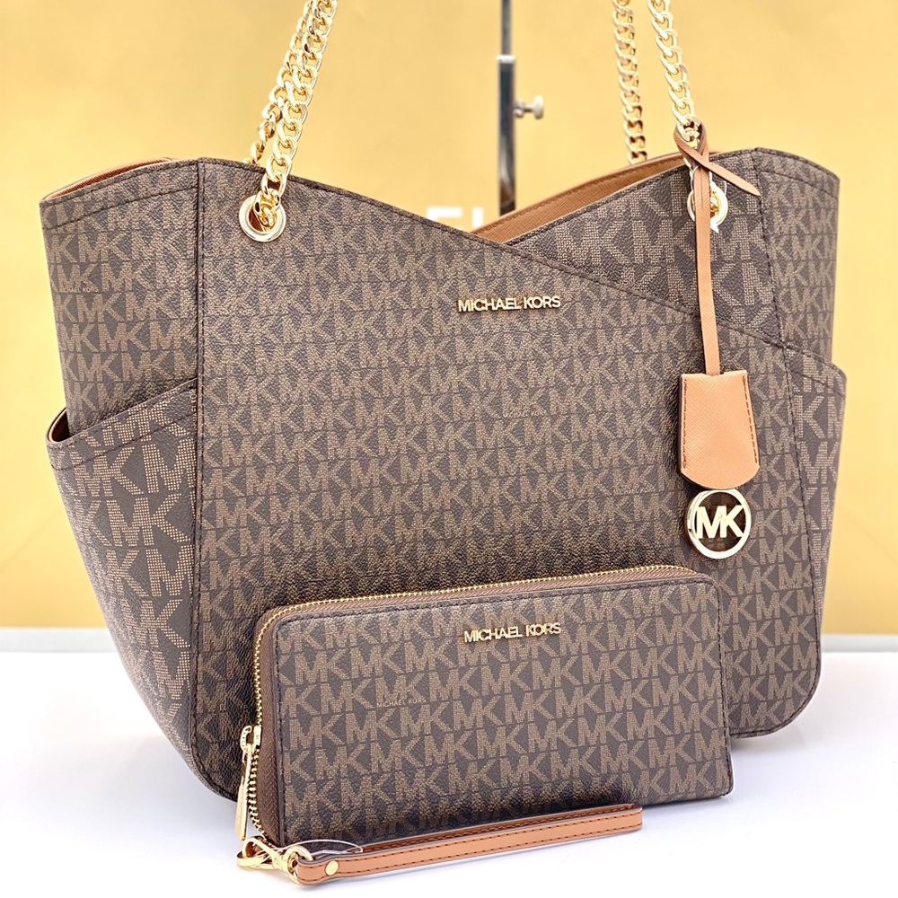 Michael Kors Large Chain Shoulder Bag and LG Continental Wallet Set - Picture 2 of 15